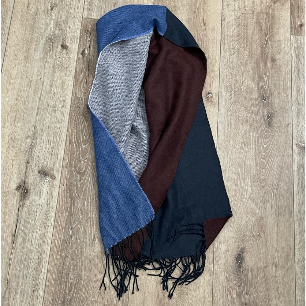 NWOT Luxury Scarf Super Soft 4 Tone Shawl